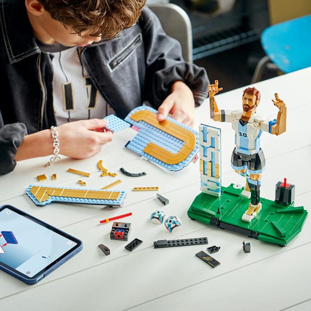 Immagine del prodotto LEGO - EDITIONS Lionel Messi Leggenda del calcio - 43015
